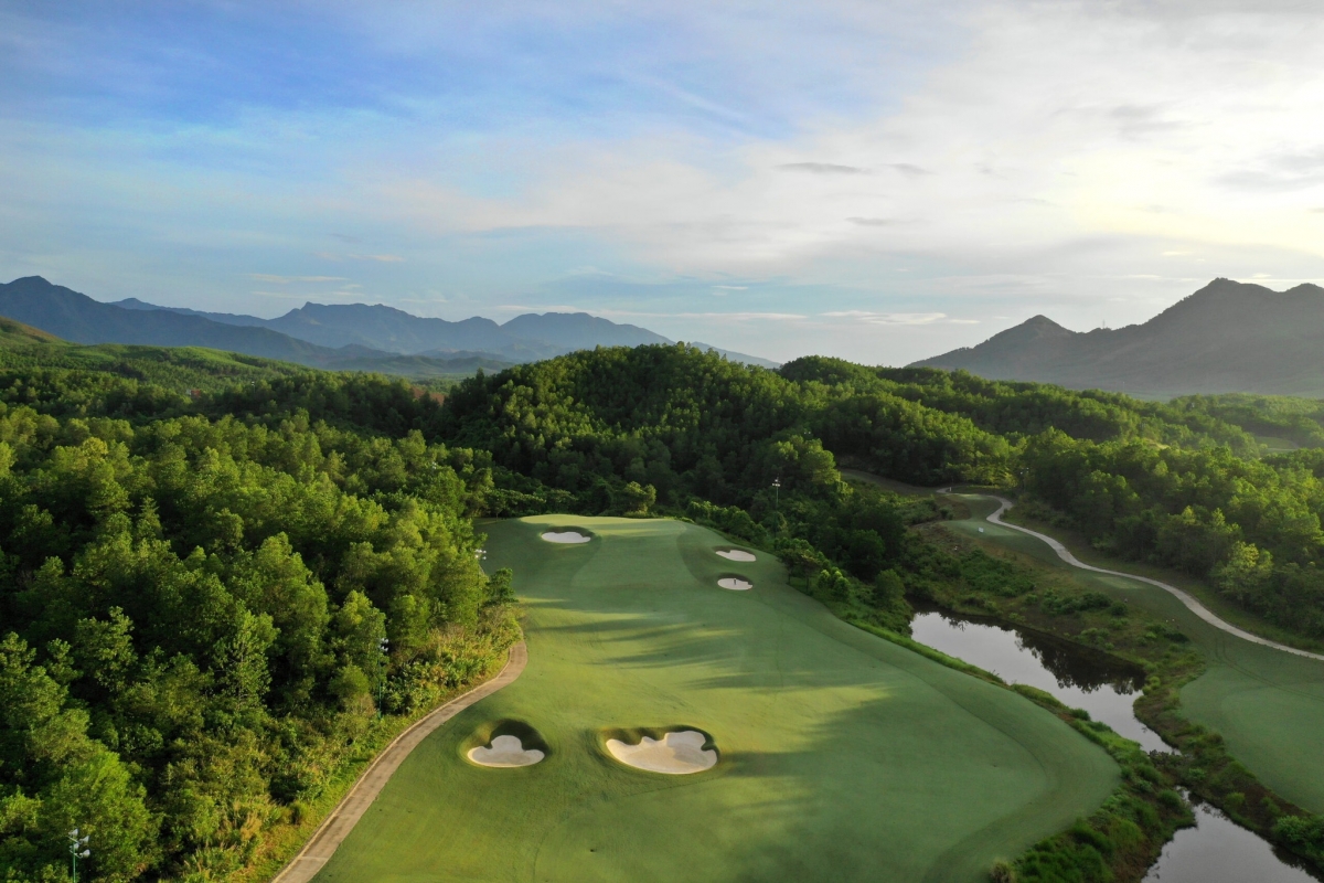Experience Da Lat top-tier Golf Courses