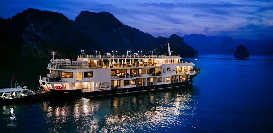 Halong Bay overnight cruise