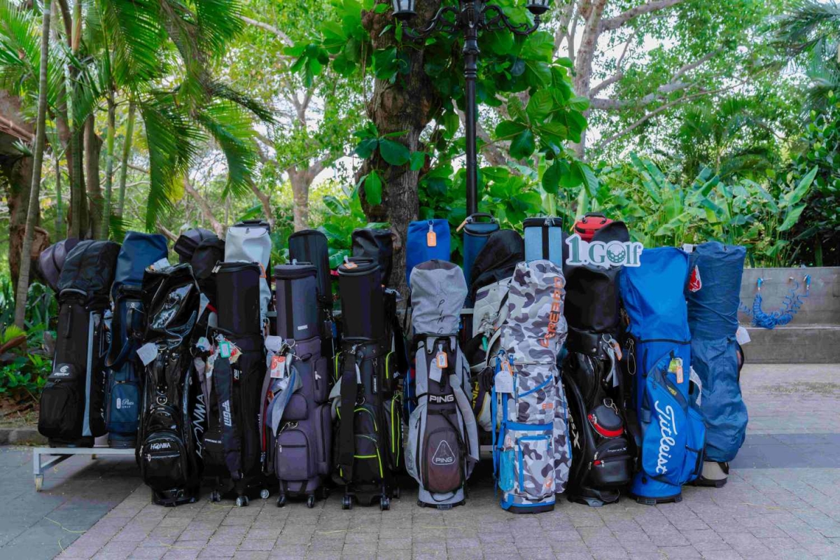 Should You Bring Your Golf Bag When Traveling?