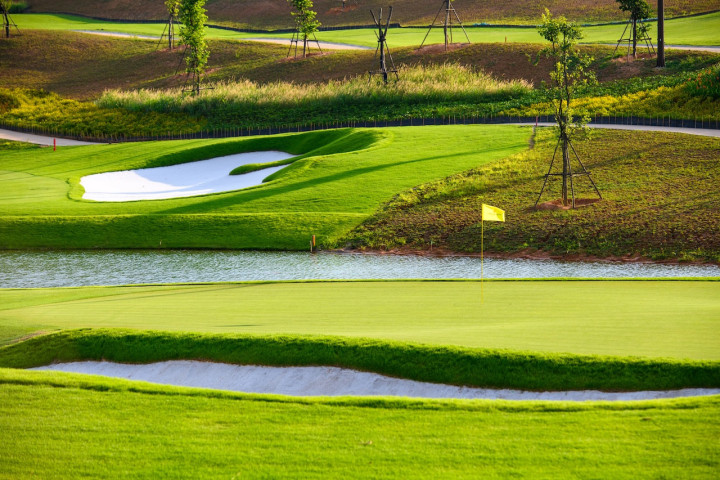 Van Lang Empire Golf Club