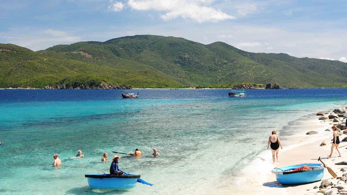 Bai Tranh Beach