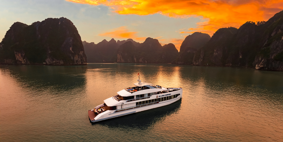 Halong Bay overnight cruise