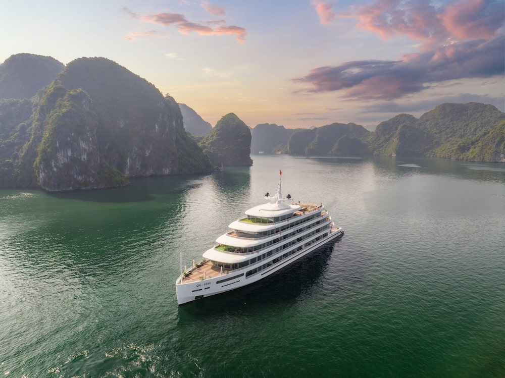 Halong Bay overnight cruise