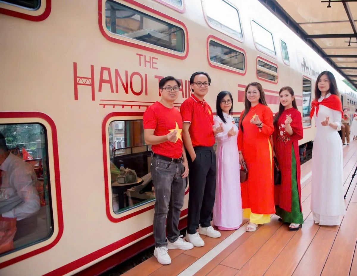 Hanoi Heritage Train Hanoi Heritage Train