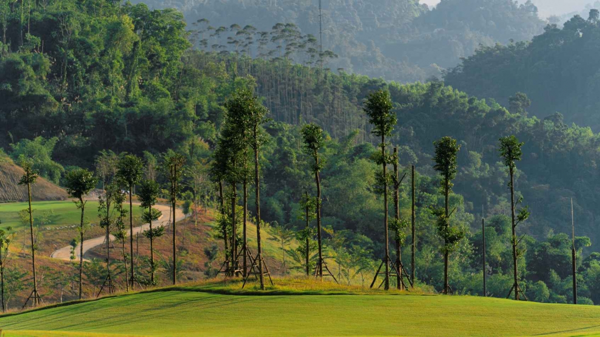 Montana Golf Course Hanoi