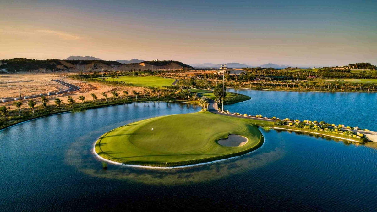 KN Golf Links Cam Ranh