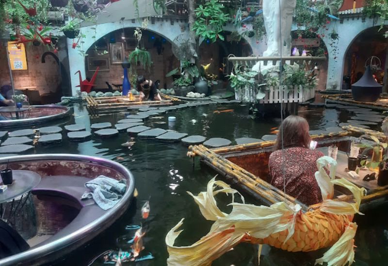 Oasis Cafe Ho Chi Minh