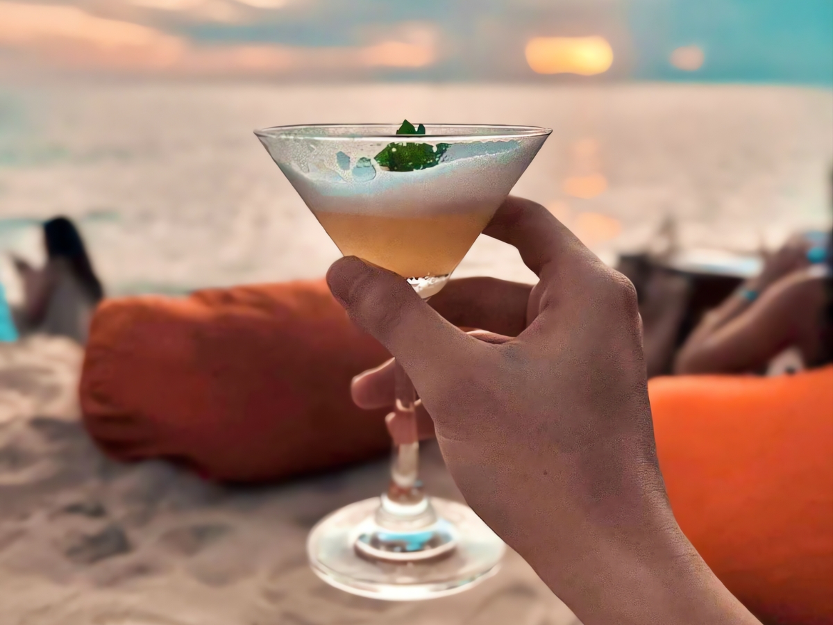 Sunset Senato Beach Club Phu Quoc