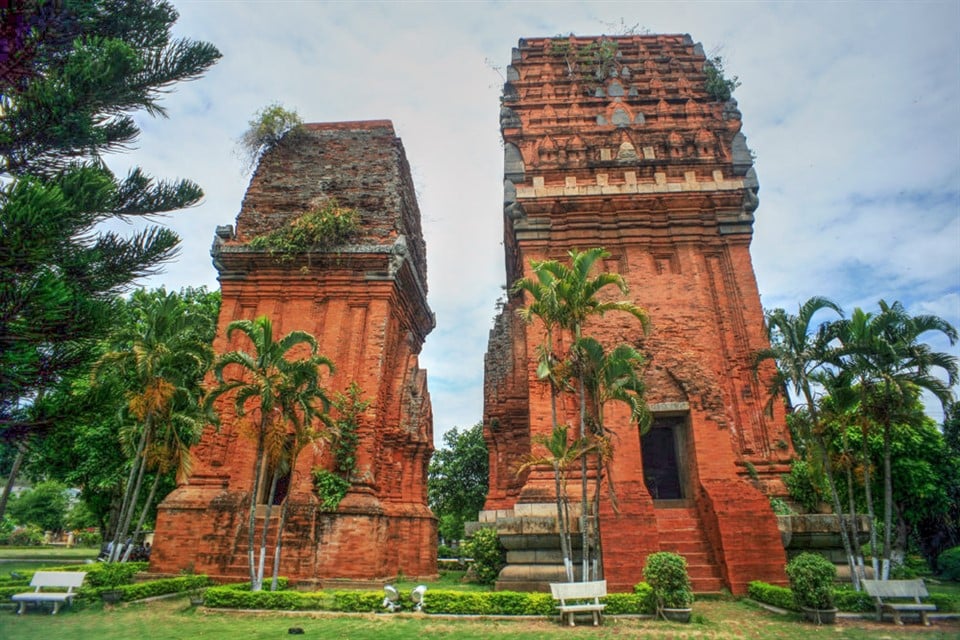 Quy Nhon Champa twin tower