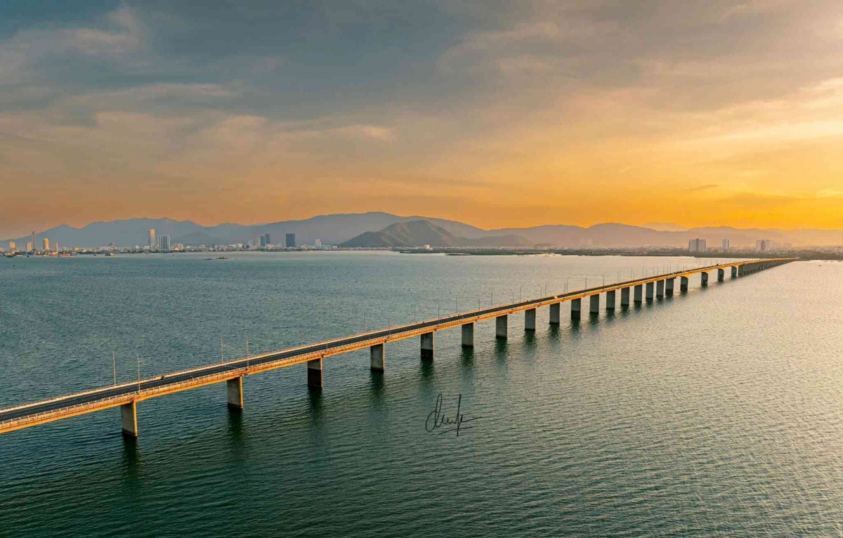 Thi Nai Bridge